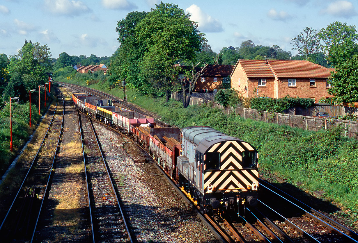 08649 Woking 15 May 1993