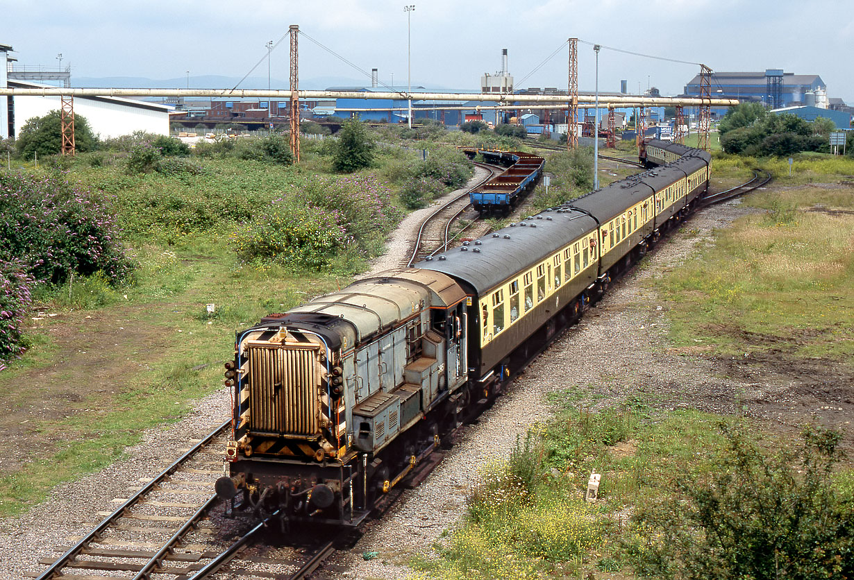 08951 Splott Junction 6 July 2002