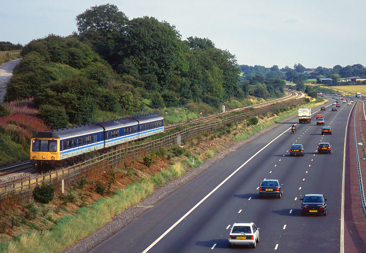 117308 Rowington 28 July 1992