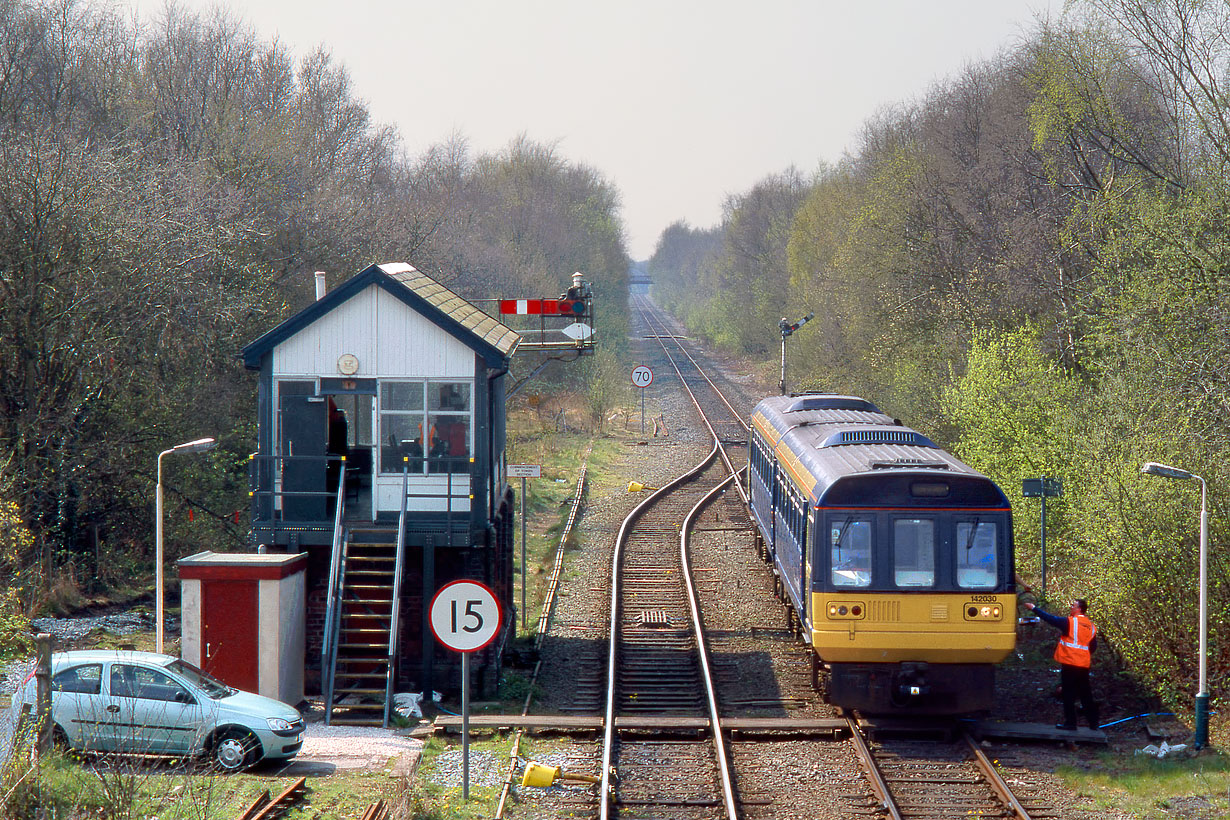 142030 Rainford 12 April 2003