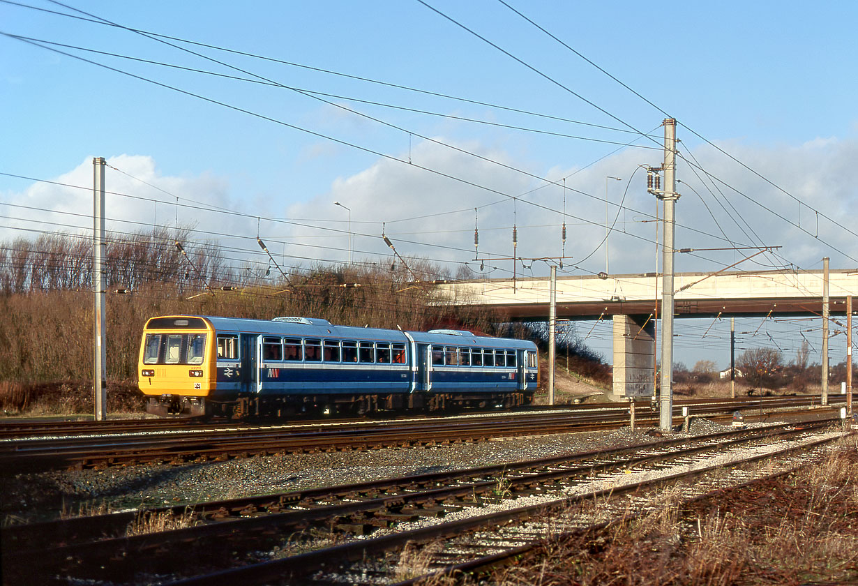 142058 Farington Junction 29 December 1990