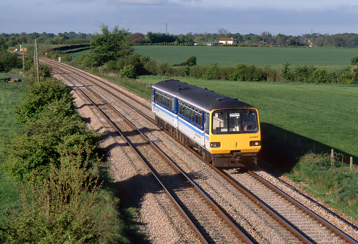 143624 Rangeworthy 8 May 1995