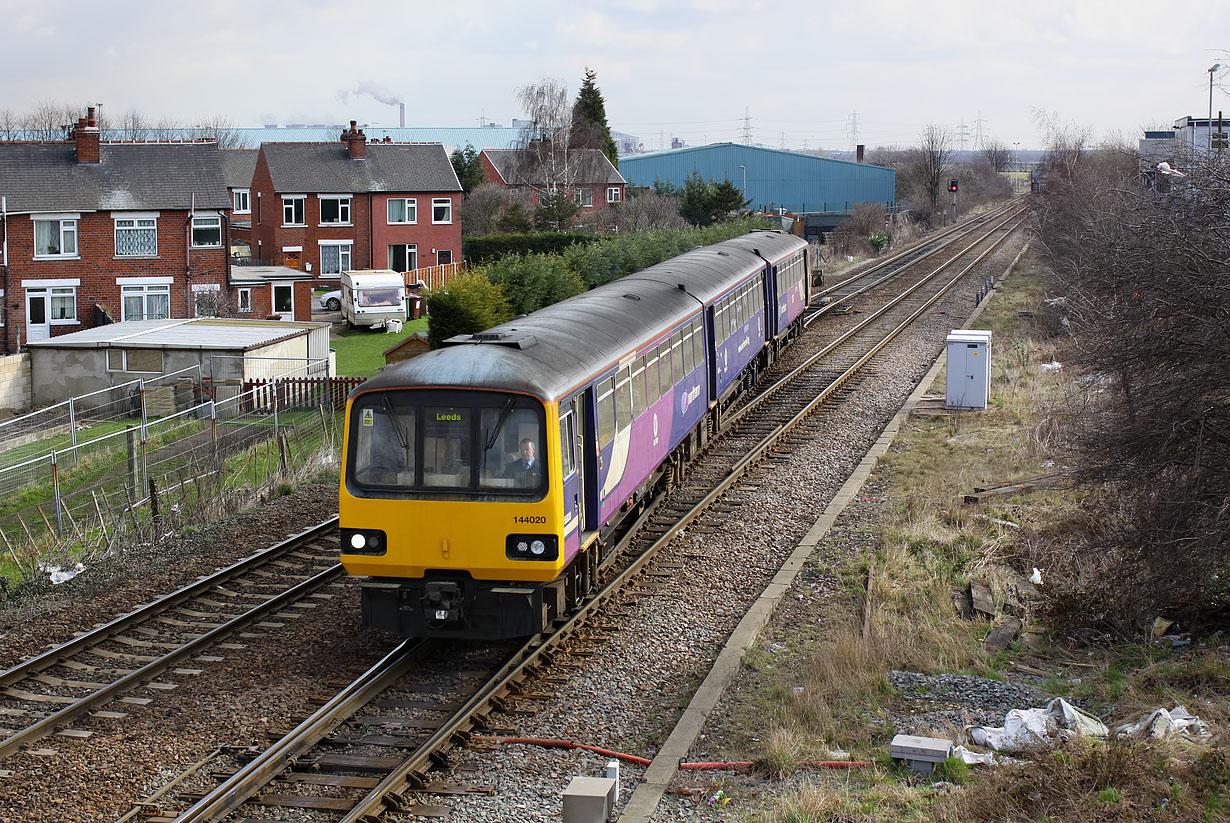 144020 Knottingley (England Lane) 11 March 2011