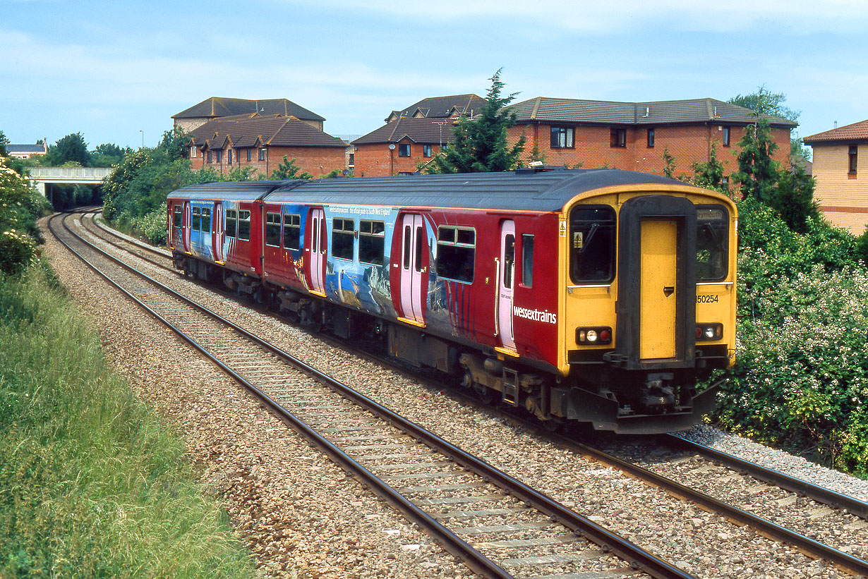 150254 Lower Studley 14 June 2004