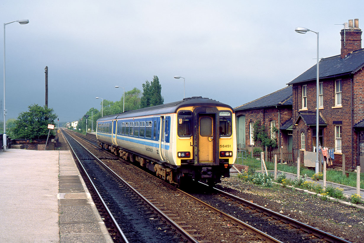 156451 Micklefield 12 May 1990