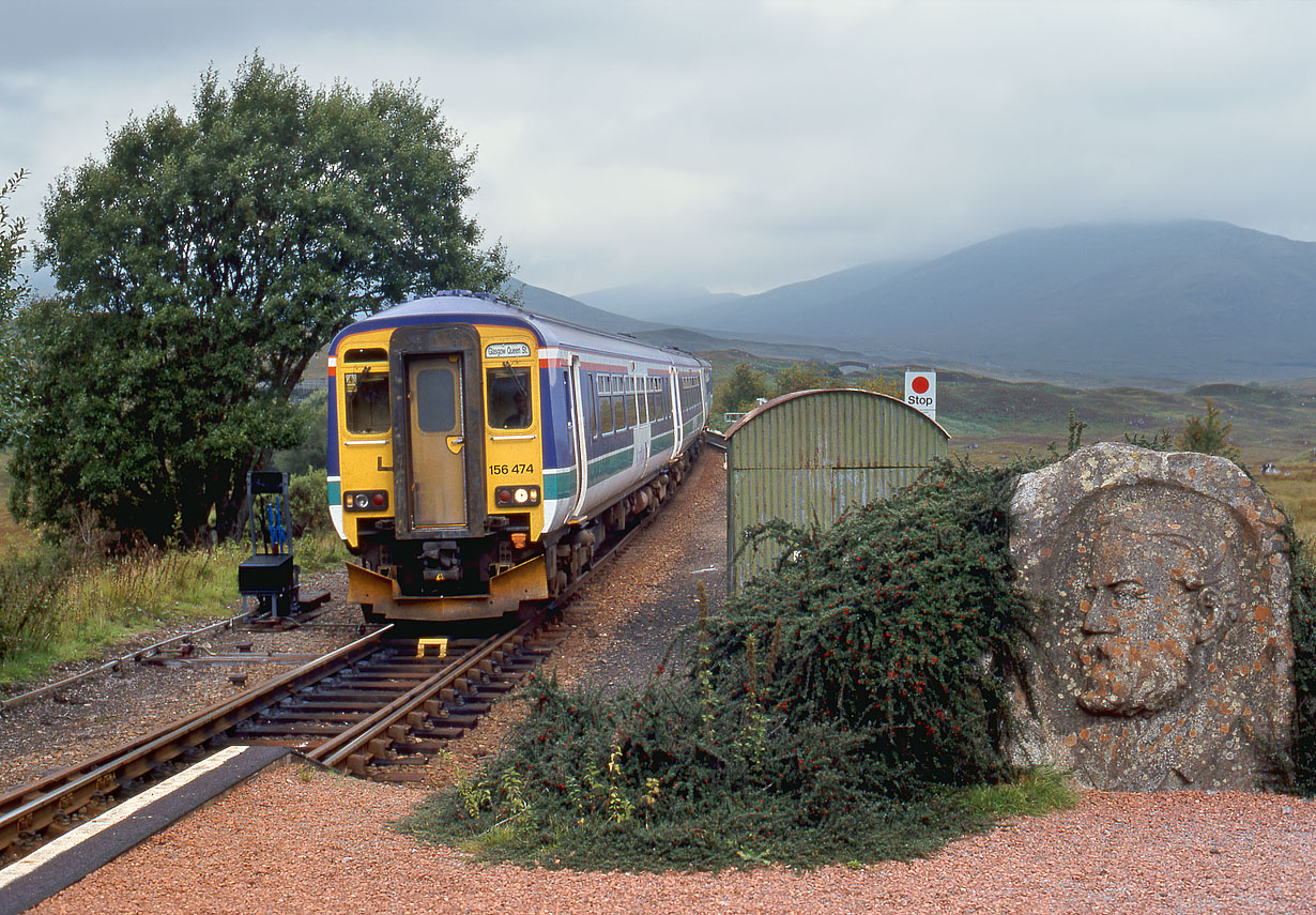 156474 & 156462 Rannoch 4 September 2000