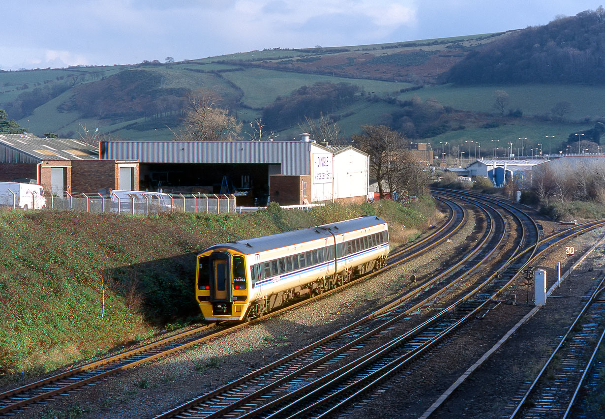 158754 Llandudno Junction 5 December 1992