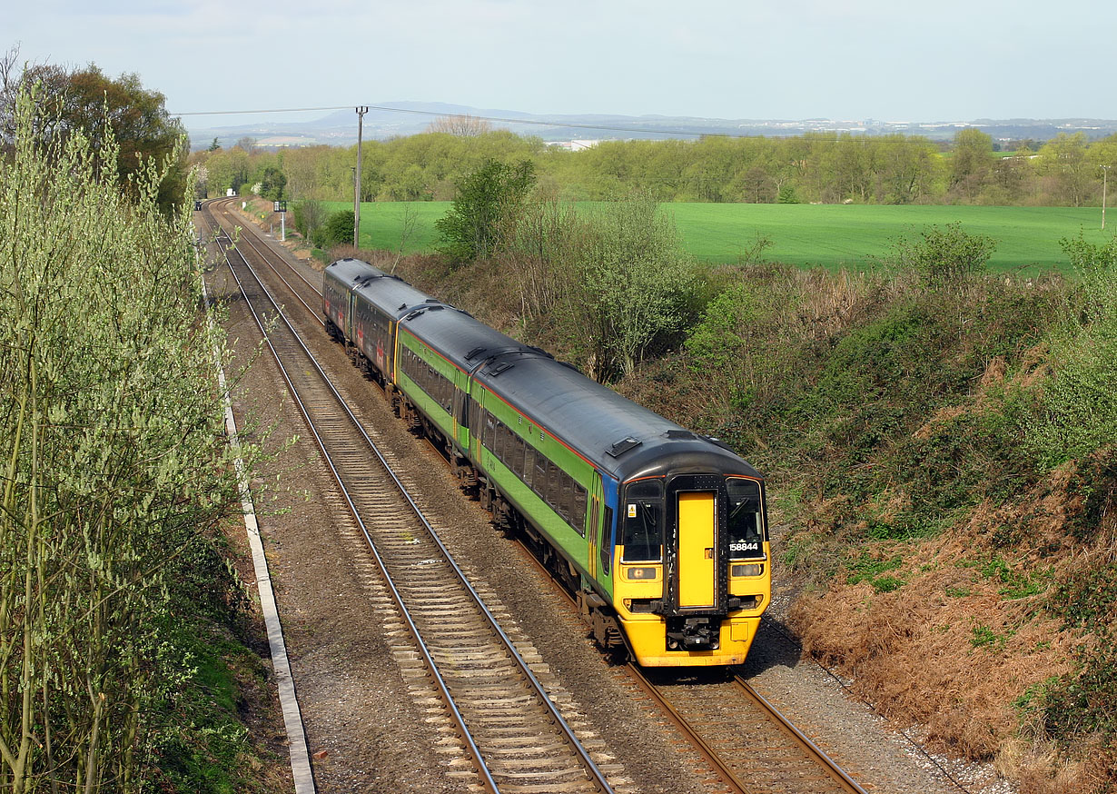 158844 Codsall Wood 29 April 2006