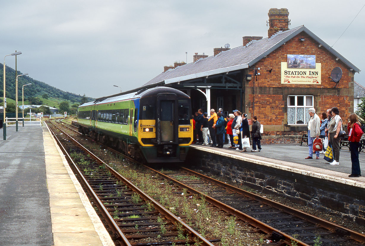 158847 Porthmadog 8 August 2002