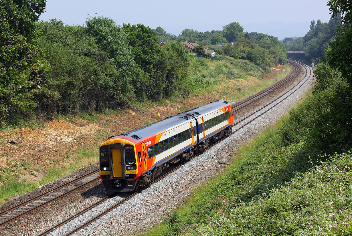 158886 Up Hatherley 20 June 2017