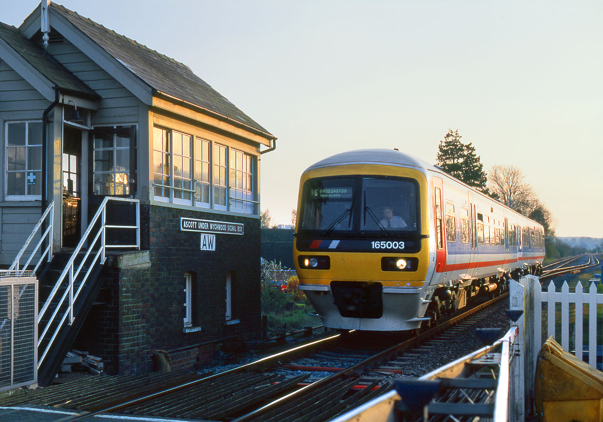 165003 Ascott-under-Wychwood 11 April 1995