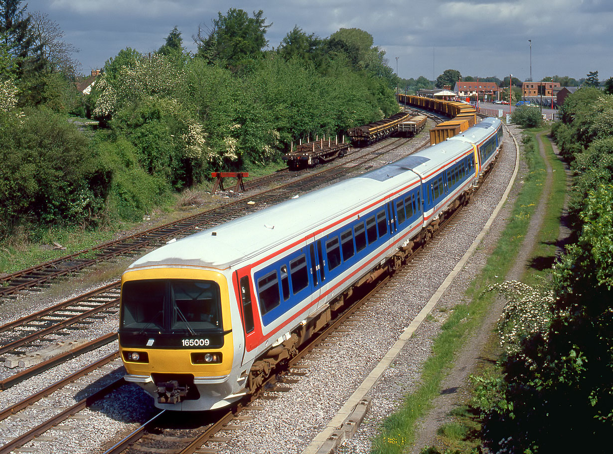 165009 Princes Risborough 15 May 1993