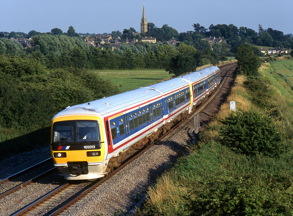 165013 & 165031 Kings Sutton 20 July 1995