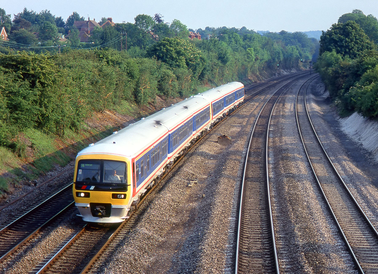 165030 & 165105 Goring 27 May 1992