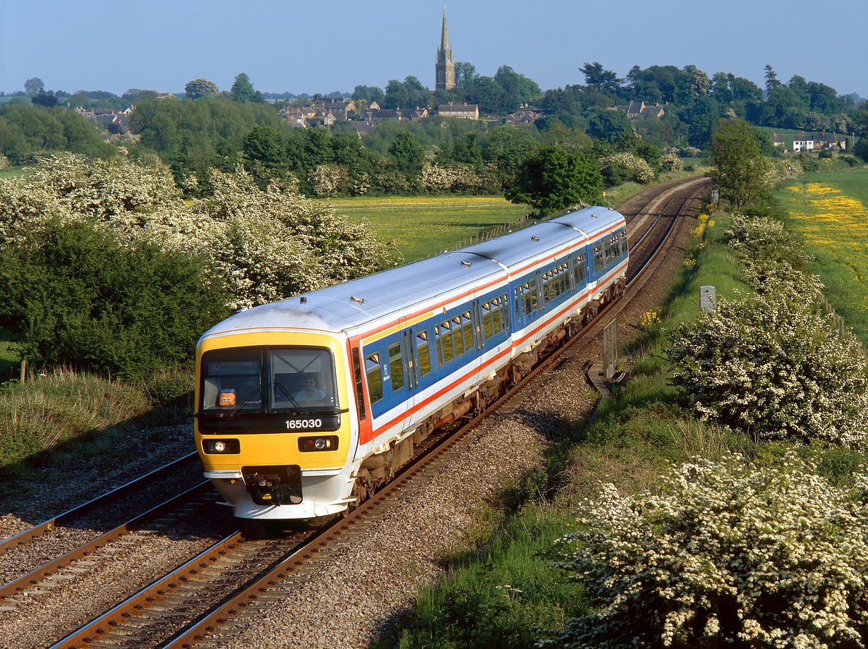 165030 Kings Sutton 19 May 1998