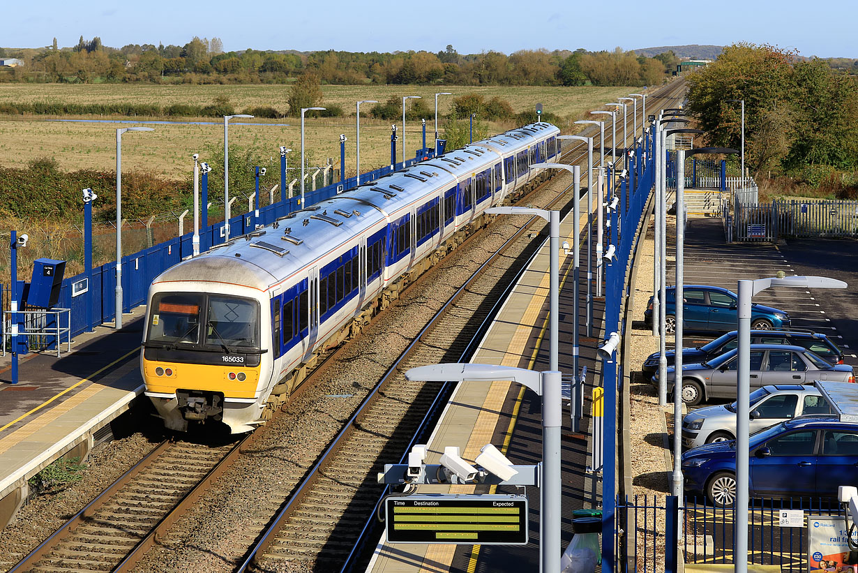 165033 & 165001 Islip 27 October 2019