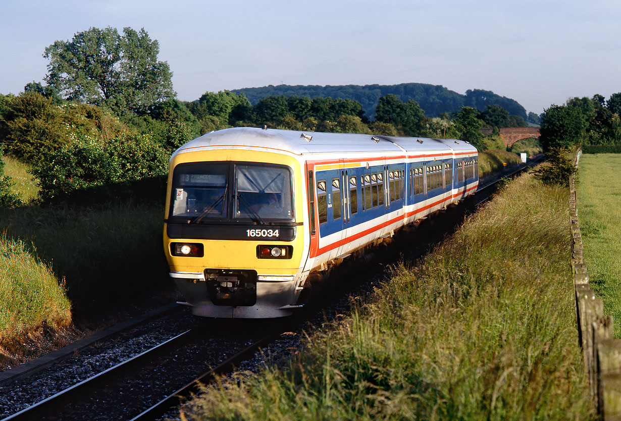 165034 Saunderton Lee 19 June 1998