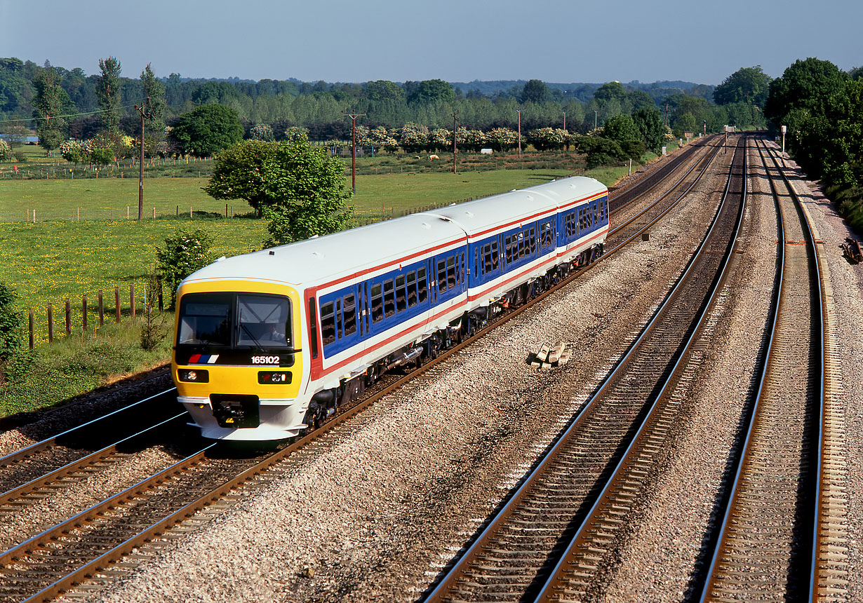 165102 Lower Basildon 17 May 1992