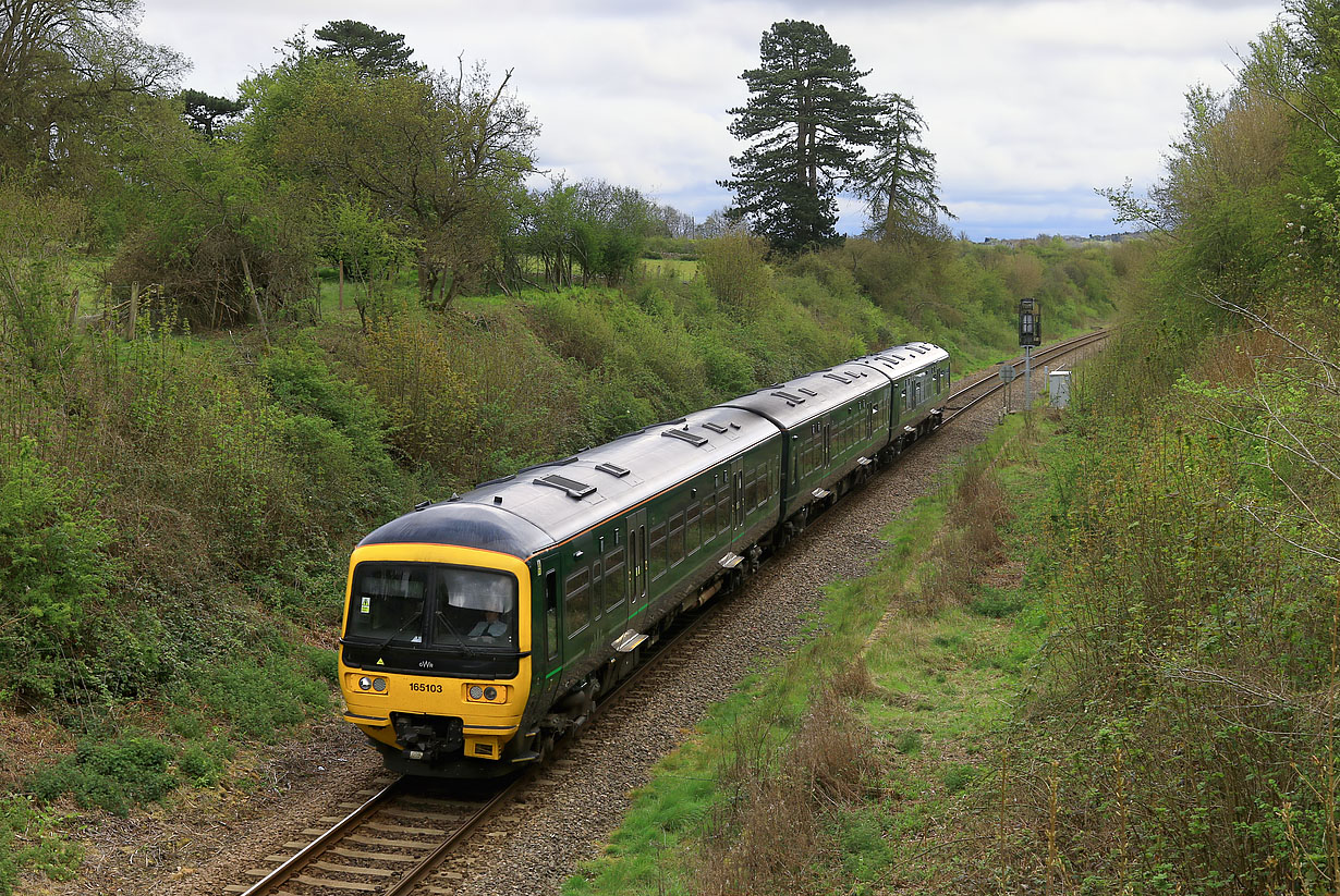 165103 Charlbury (Cornbury Park) 9 May 2021