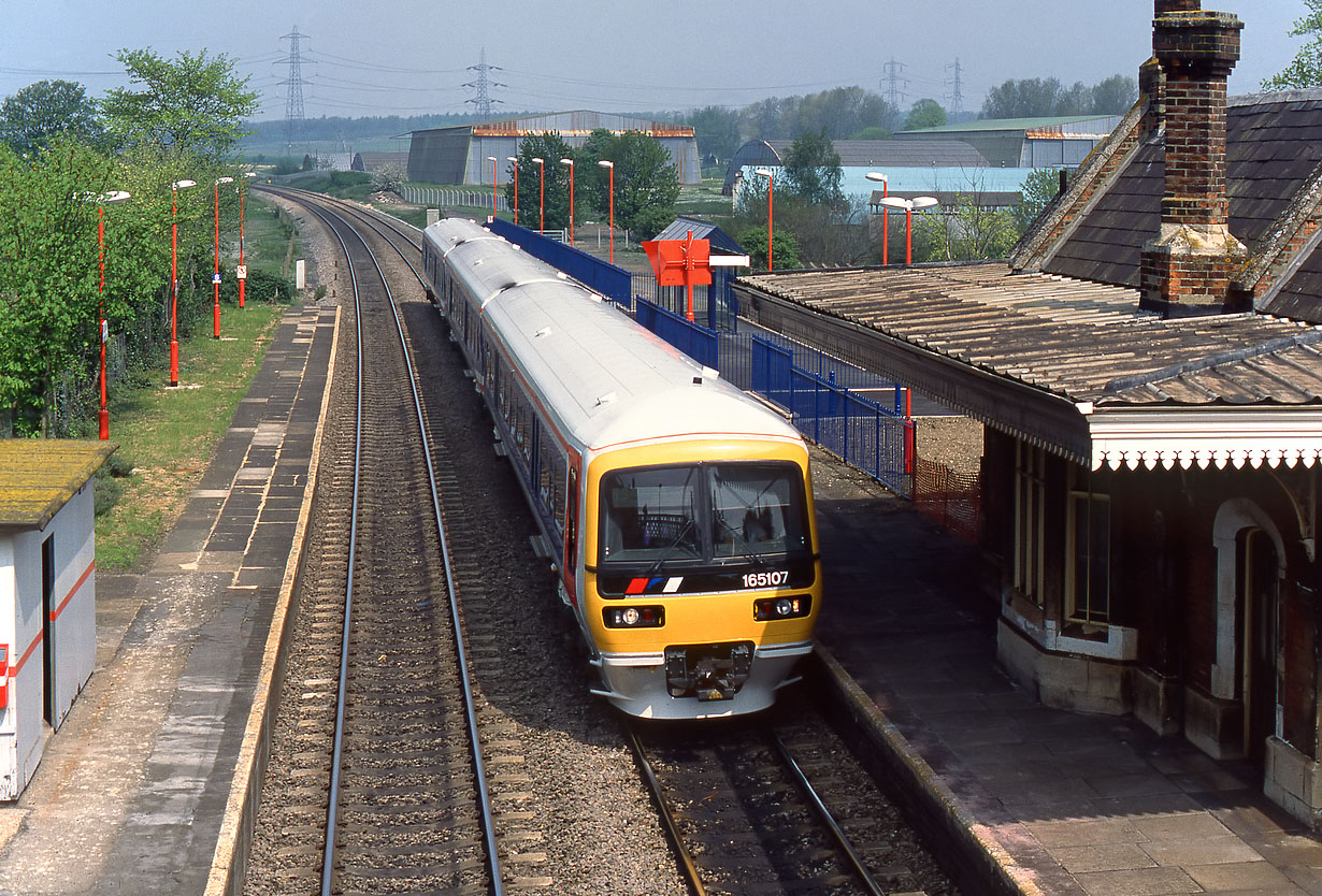 165107 Culham 28 April 1993