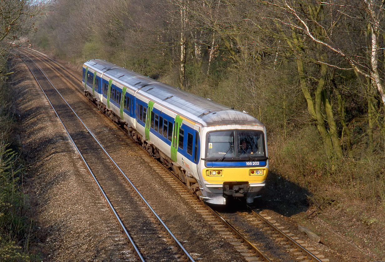 166202 Aynho Junction 30 March 2002