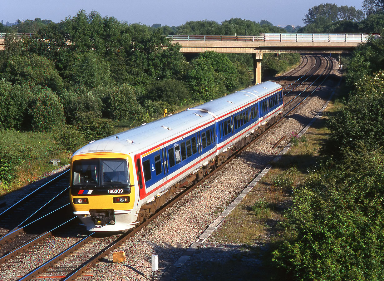 166209 Wolvercote Junction 27 June 1995