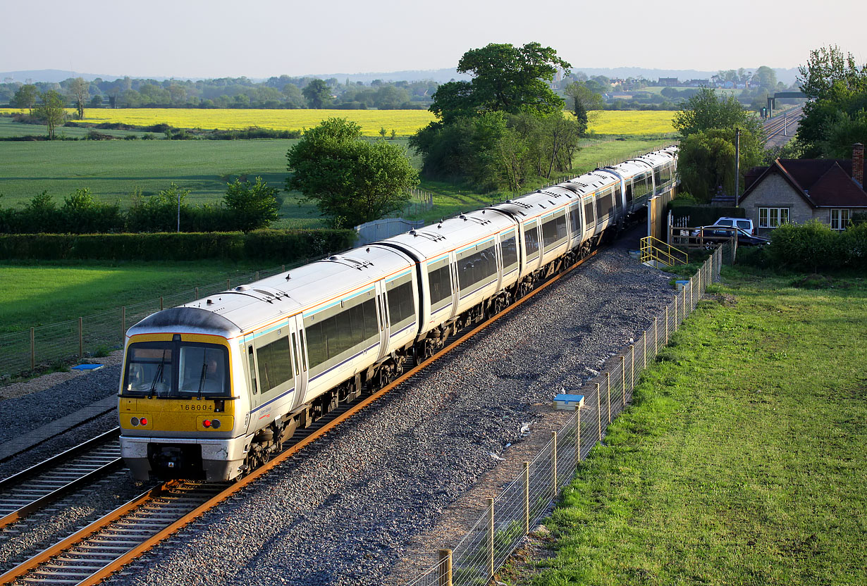 168004 & 168110 Oddington 12 May 2016