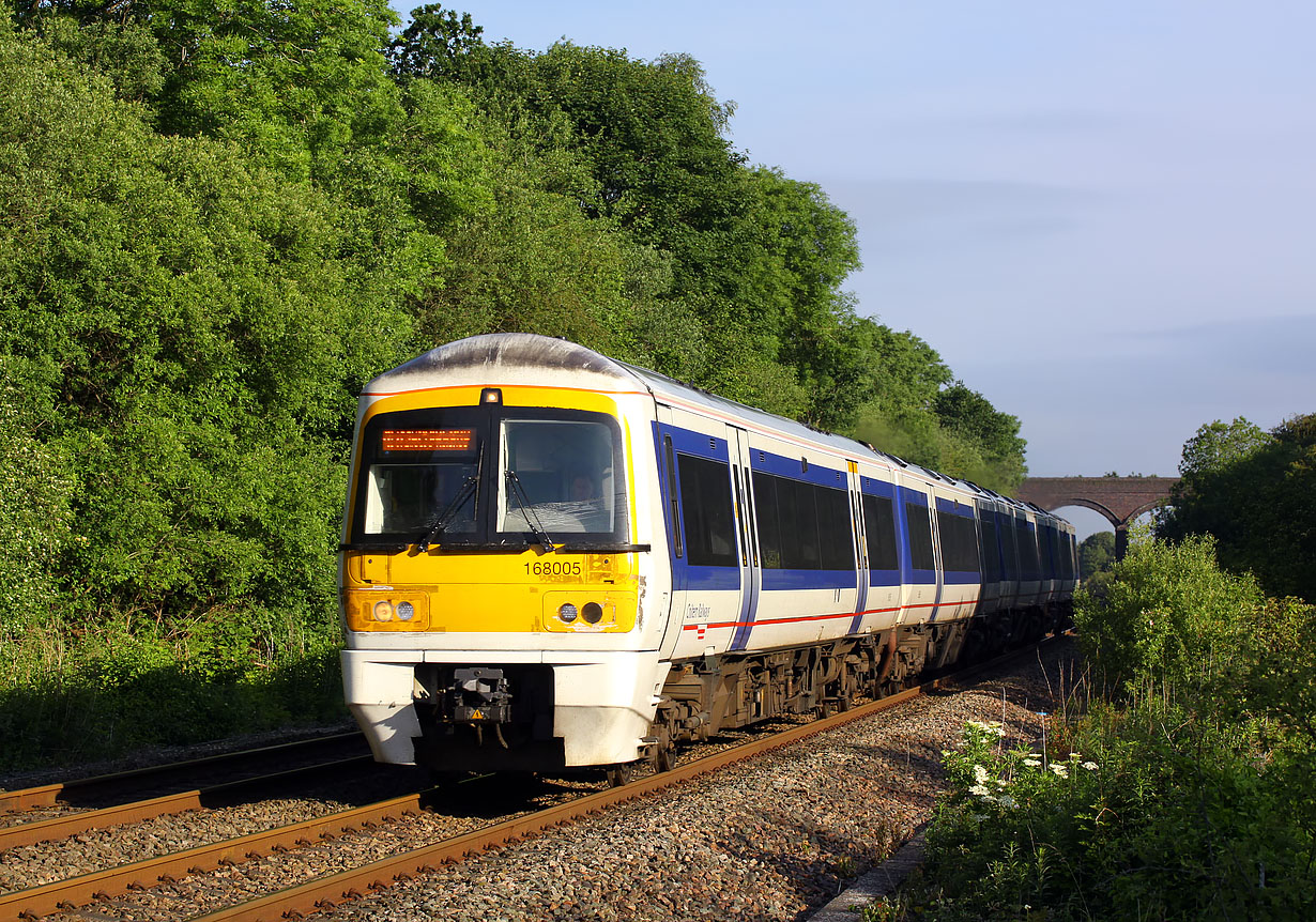 168005 Ardley 25 June 2012