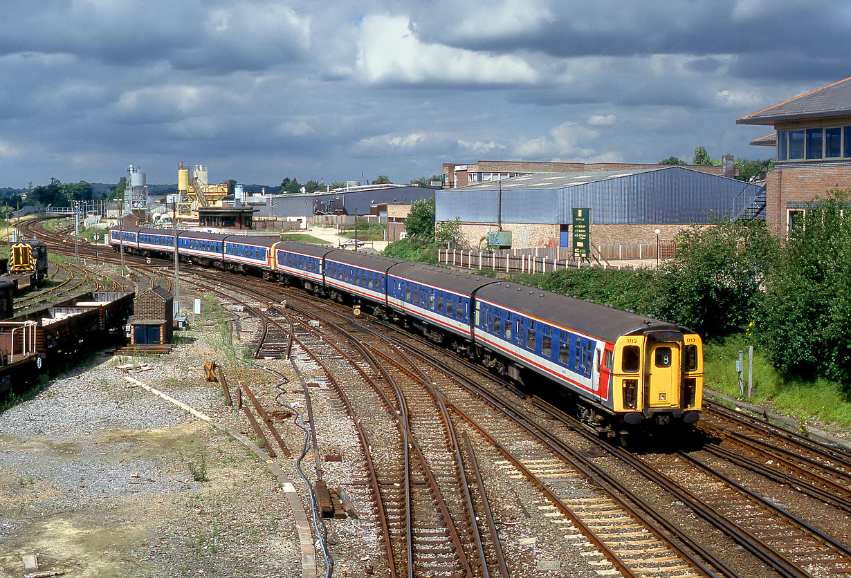 1713 & 1854 Horsham 17 July 1993