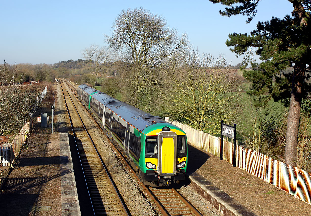 172219 & 172221 Danzey 1 February 2012