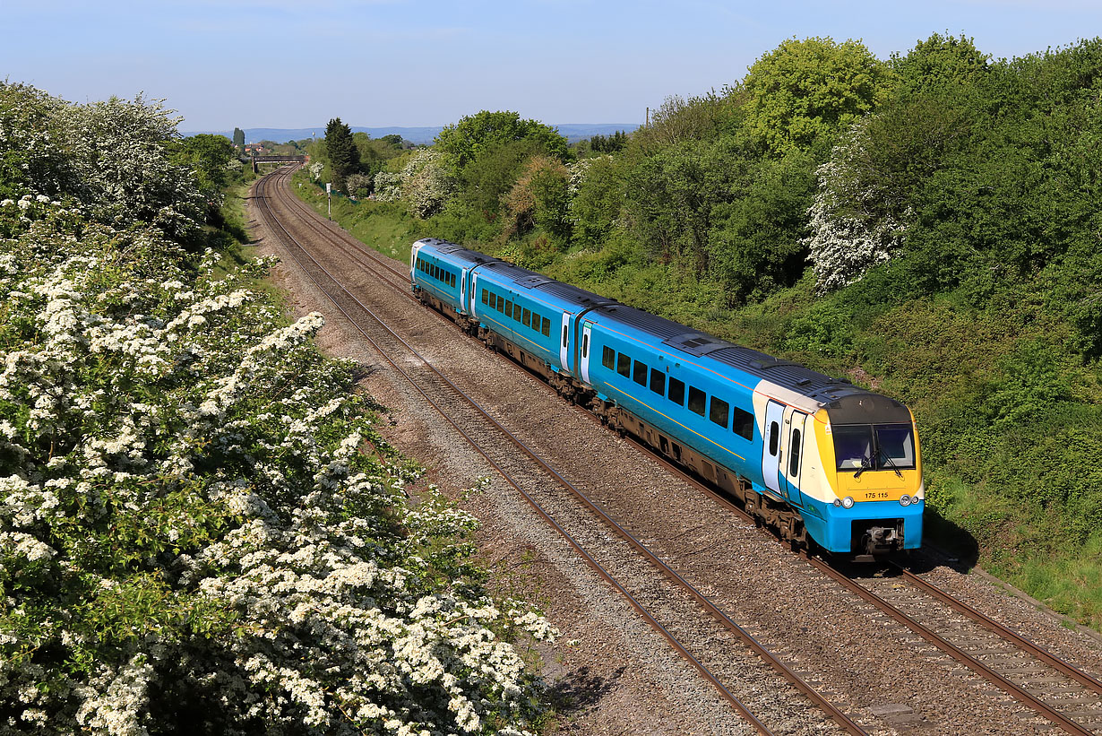 175115 Up Hatherley 13 May 2019