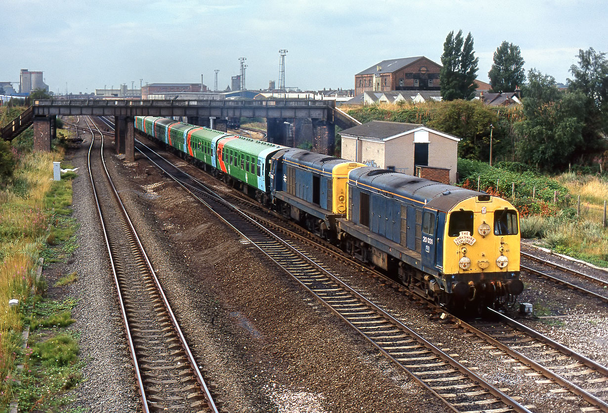 20031 & 20069 Wetmore 11 August 1990