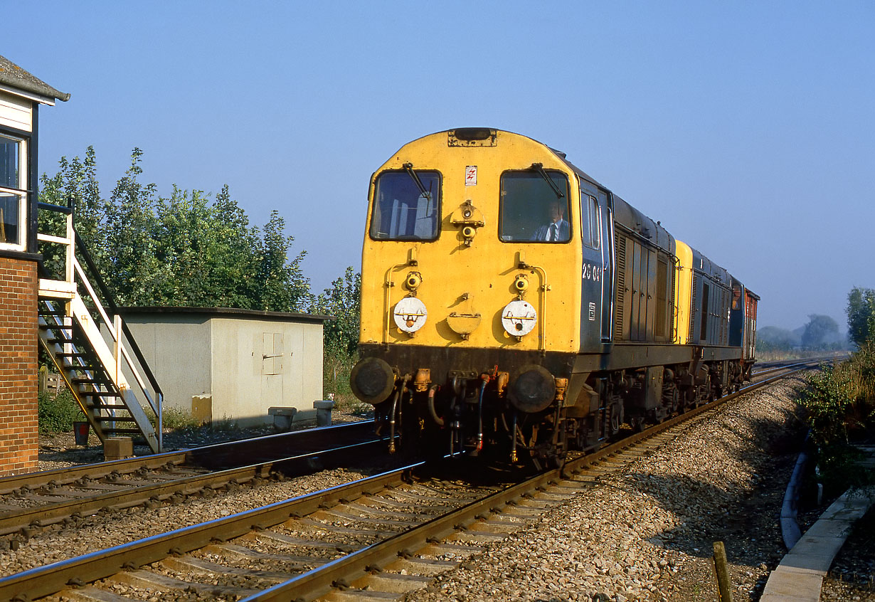 20041 & 20082 Appleford 12 September 1985