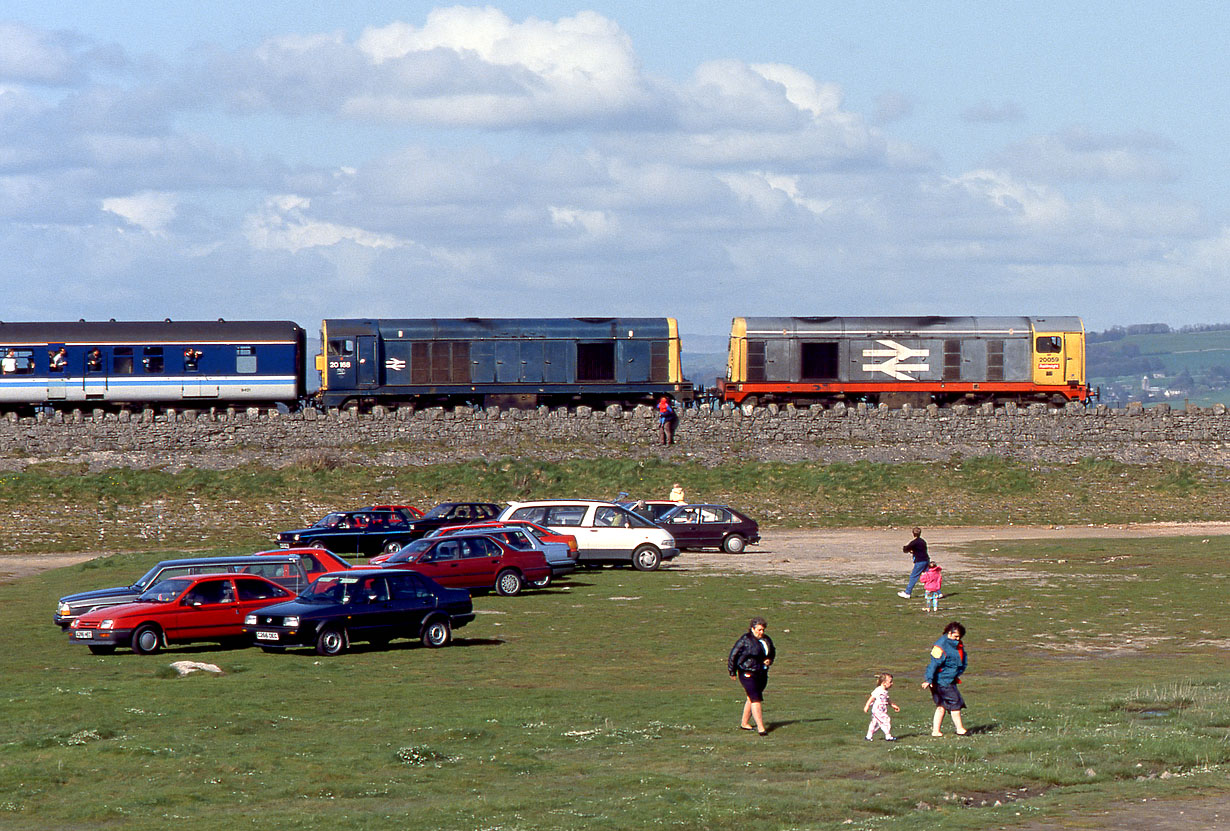 20059 & 20168 Arnside 25 April 1992