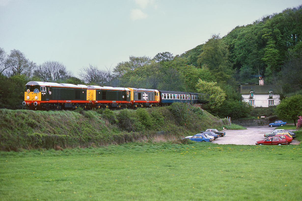 20064, 20030 & 20118 Patcham 2 May 1987