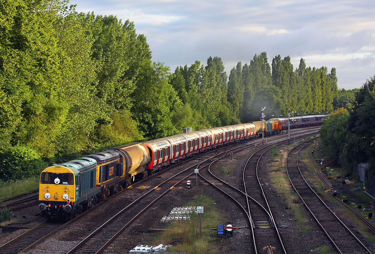 20096 & 20905 Banbury 1 July 2016