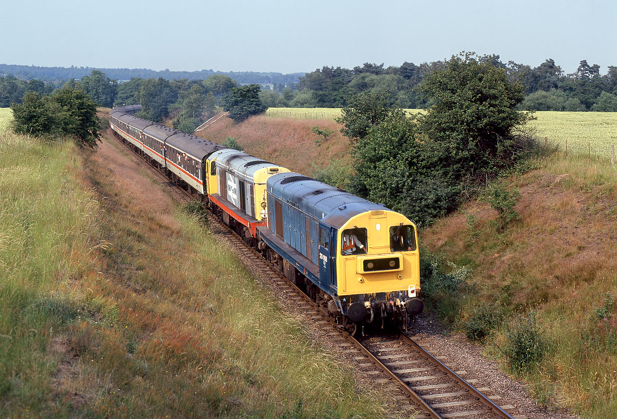 20168 & 20059 Meden Vale 27 June 1992