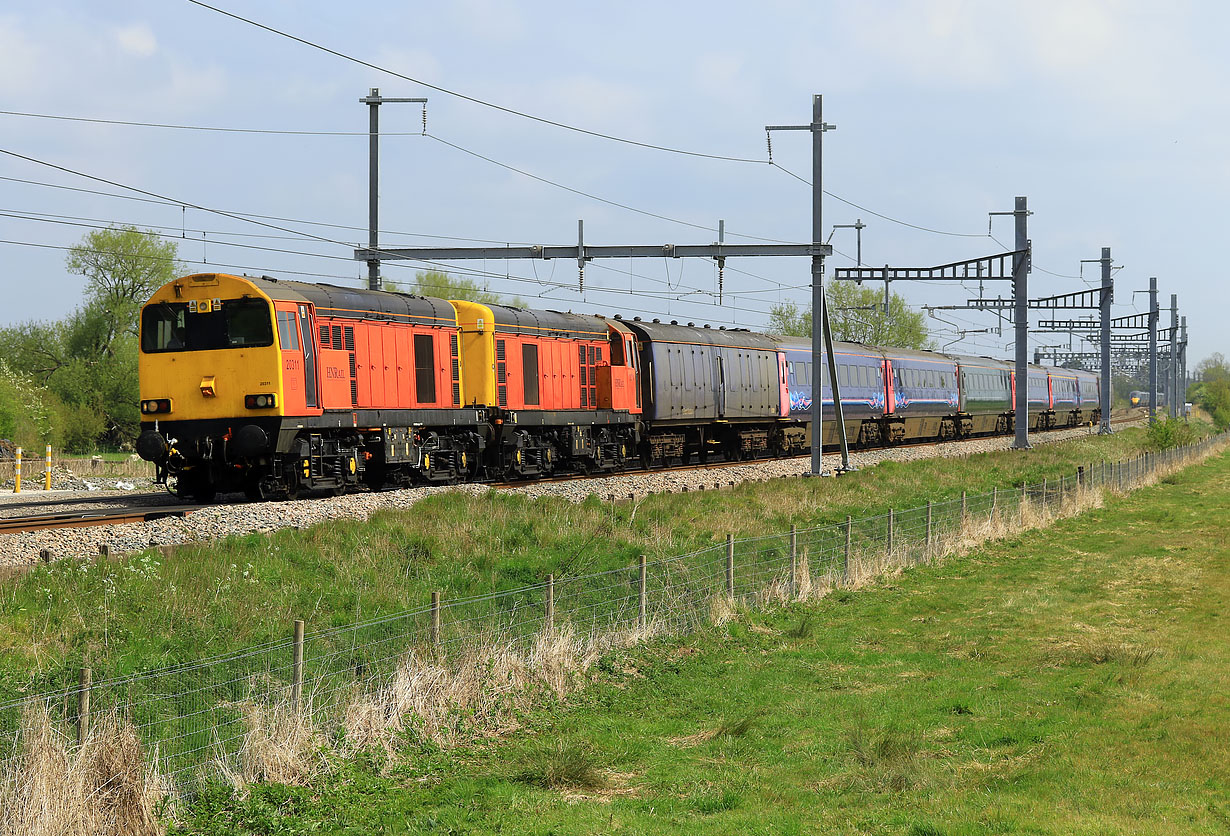 20311 & 20314 Shrivenham (Ashbury Crossing) 27 April 2020