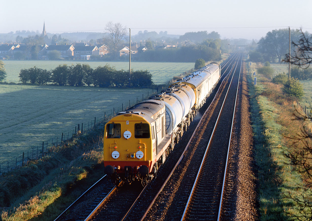 20901 Moreton-in-Marsh 14 May 1997