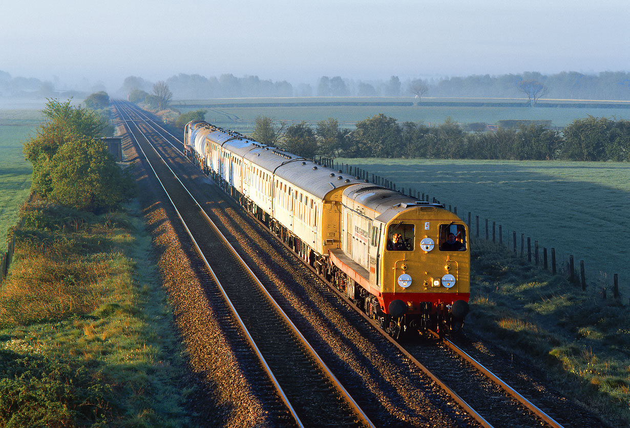 20904 Moreton-in-Marsh (Dunstall Bridge) 14 May 1997