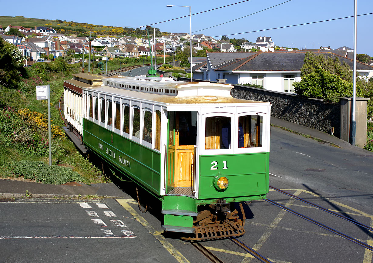 21 & 47 Onchan 10 May 2017