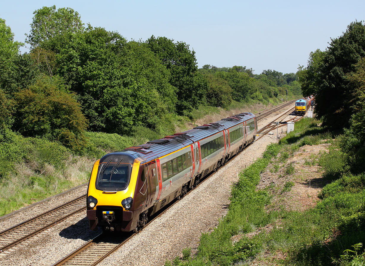 220005 Little Haresfield 30 May 2009