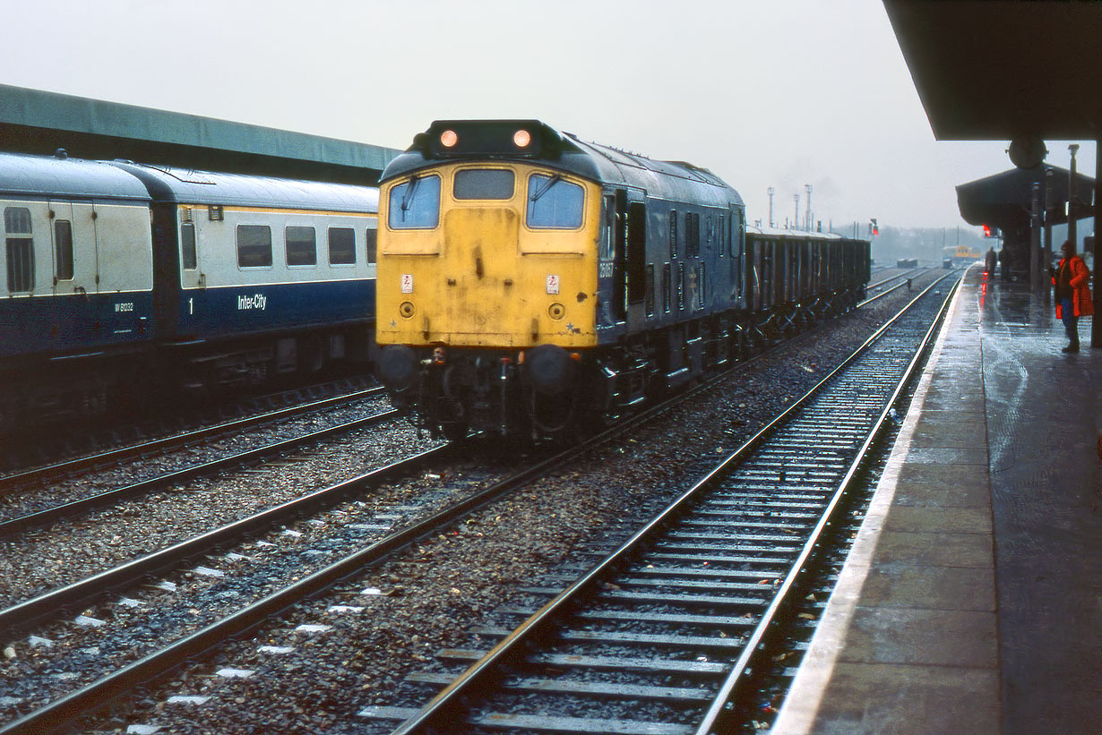 25057 Oxford 7 December 1982