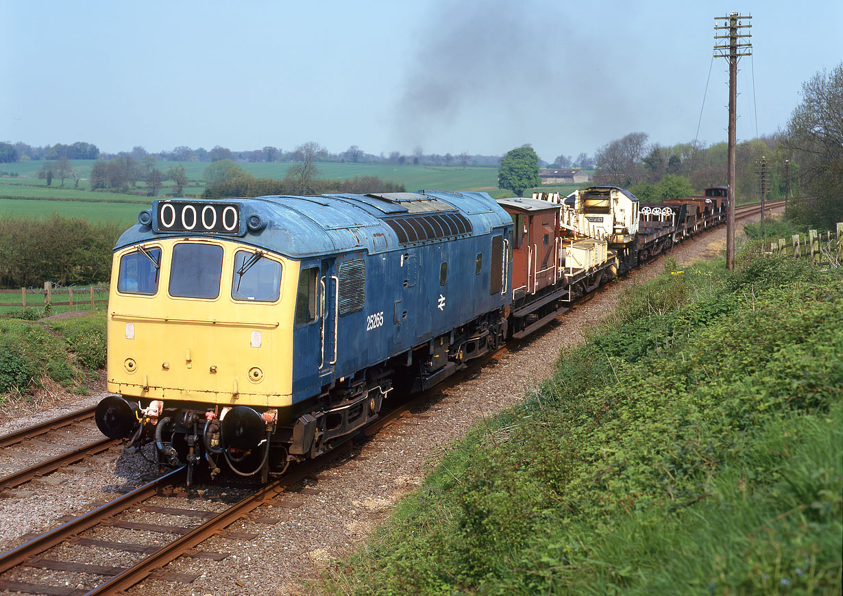 25265 Kinchley Lane 11 May 2001