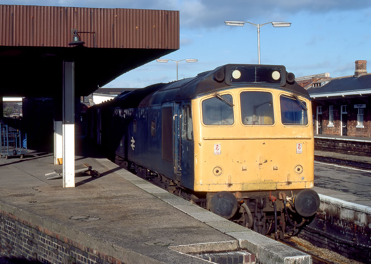 25307 Worcester Shrub Hill 24 November 1984