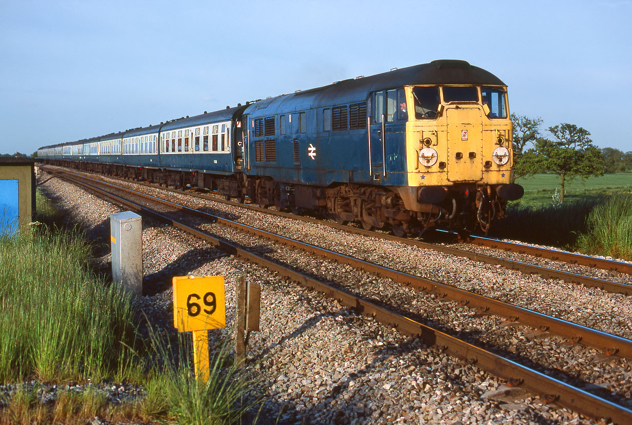 31105 Knighton 12 June 1983