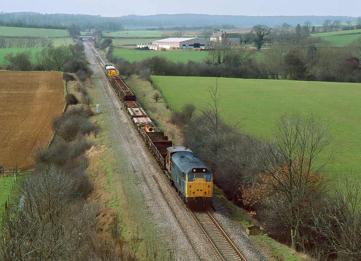 31116 Combe (Grintleyhill Bridge) 31 March 1985