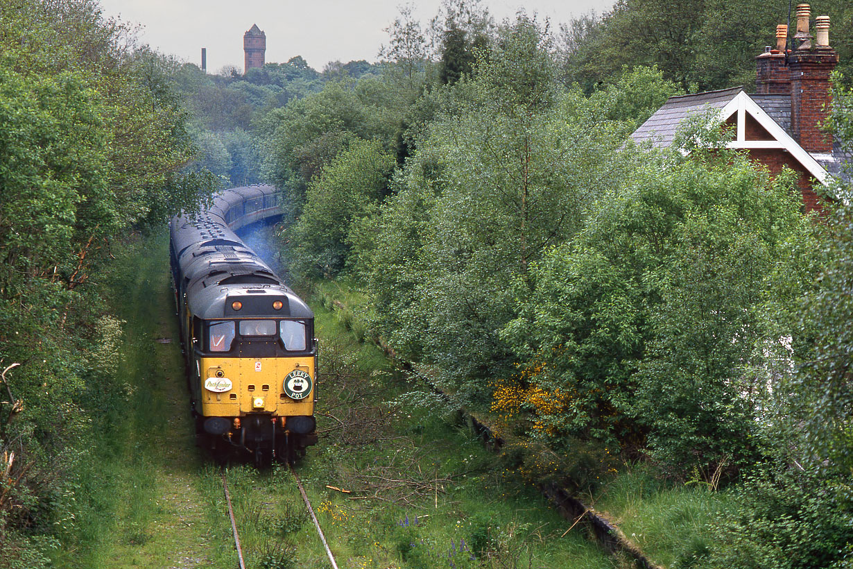 31145 & 31302 Wall Grange & Longsdon 28 May 1994