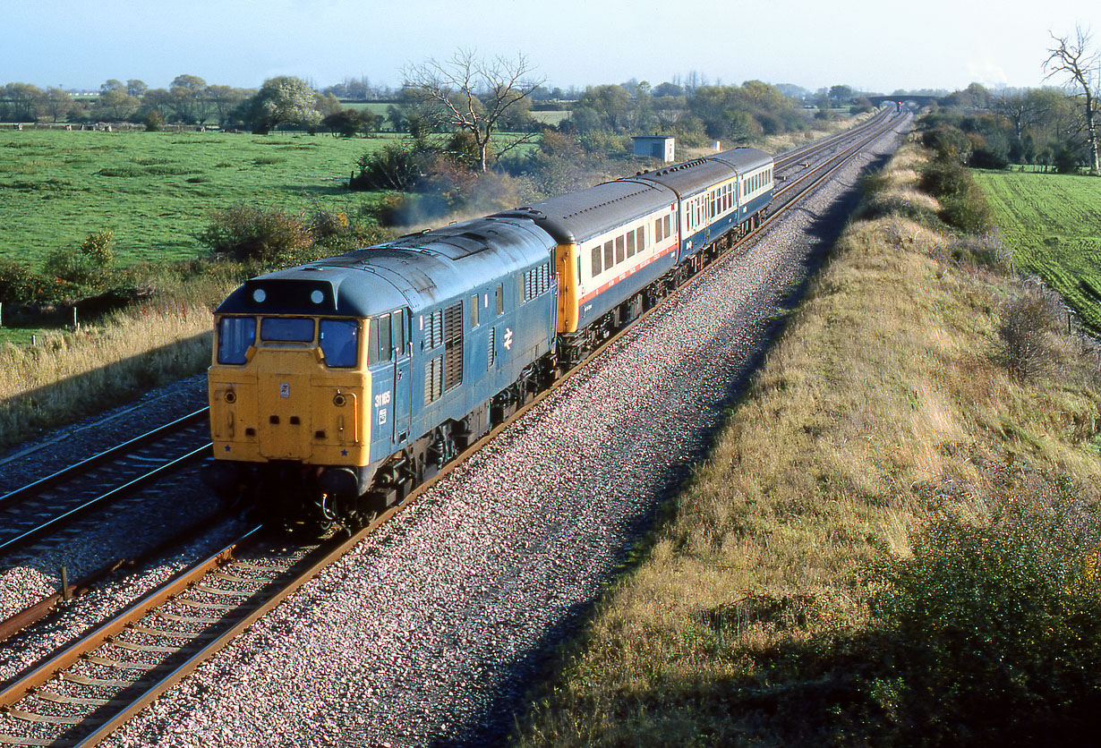 31165 Denchworth (Circourt Bridge) 27 October 1982