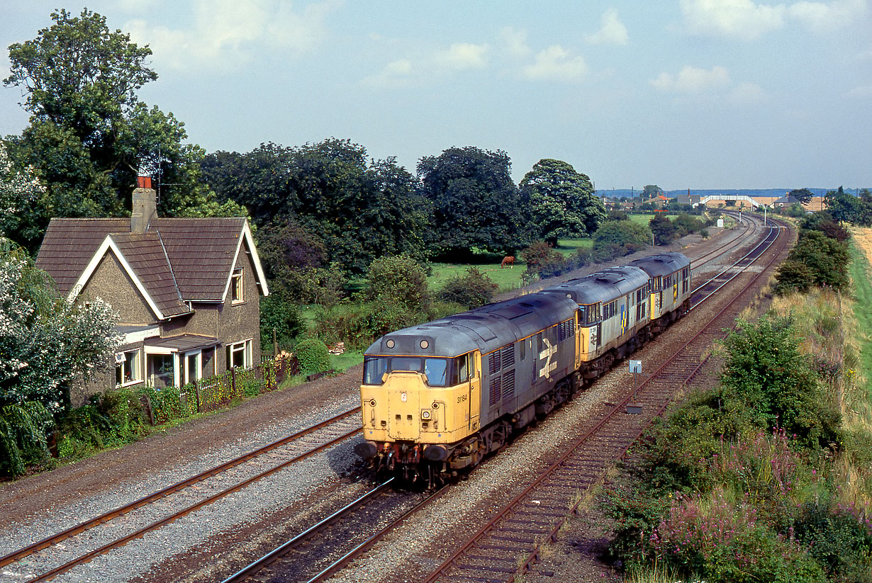 31184, 31296 & 31276 Melton Ross 21 August 1992